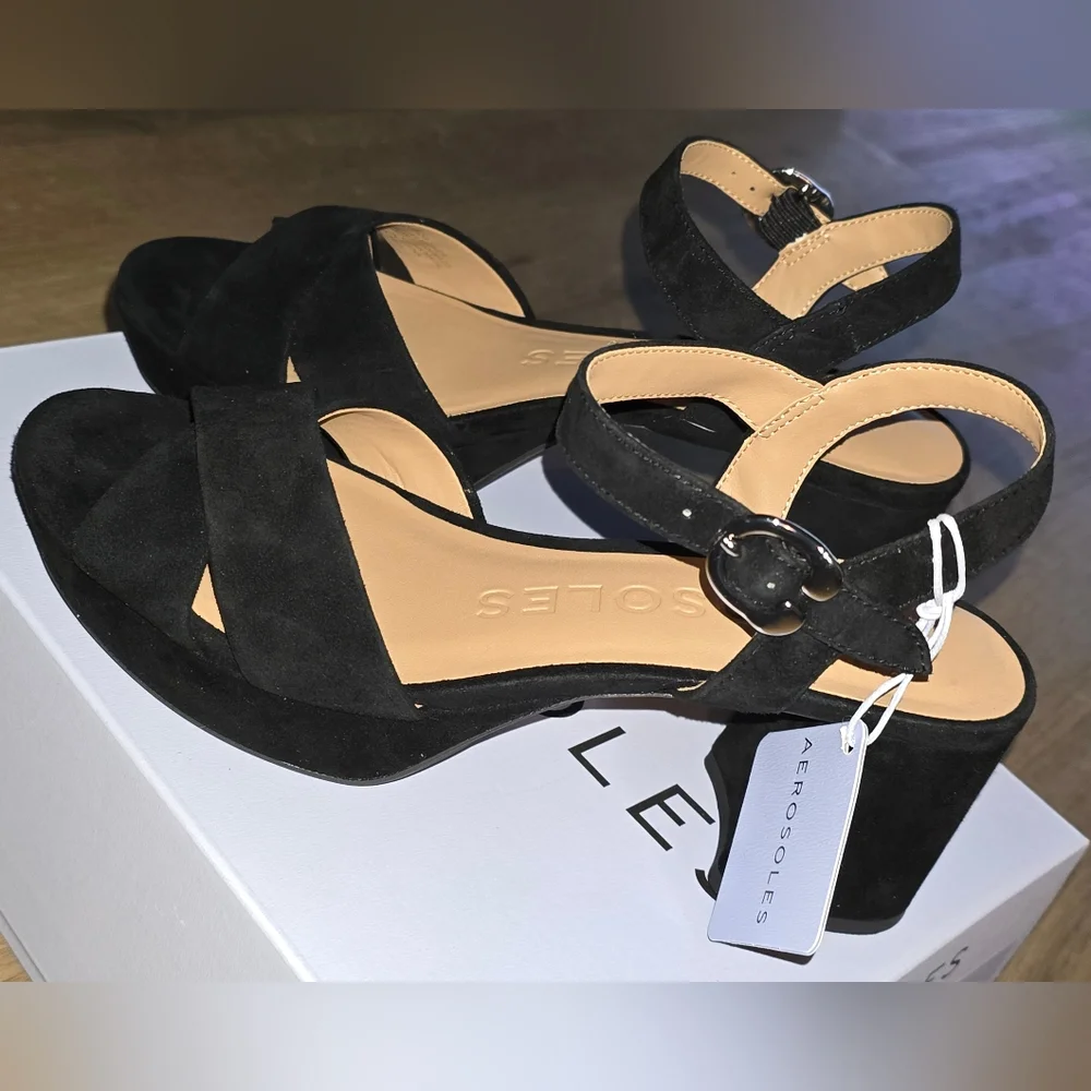 Aerosoles Cosmos Black Suede Block Heel Sandals – 7.5M – NIB - Picture 6 of 10